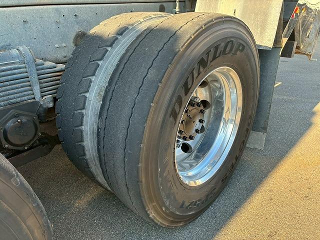 クオン ナンバー付き H25年式 UDトラックス ダンプ 6×4 3軸2デフ リーフサスペンション 新明和工業 510 220 額縁アオリ 410馬力 Hi/Lo MT マニュアル 鳥居 ハチマキ スリット(61枚目)