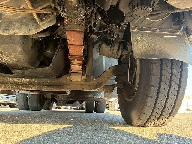 クオン ナンバー付き H25年式 UDトラックス ダンプ 6×4 3軸2デフ リーフサスペンション 新明和工業 510 220 額縁アオリ 410馬力 Hi/Lo MT マニュアル 鳥居 ハチマキ スリット(73枚目)