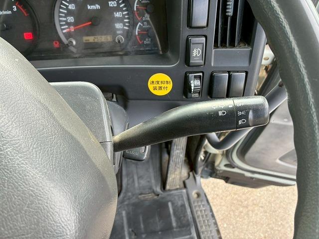 フォワード 車検整備付 令和8年7月迄 H24年式 いすゞ 増トン コンクリートミキサー車 ショートキャブ ベッドレス 新明和工業 ミックスエース 電動ホッパー 6.3立米 240馬力 6速 MT(50枚目)