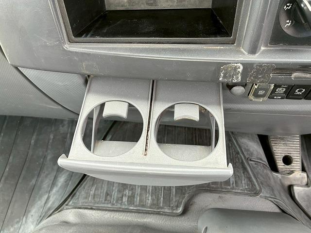 フォワード 車検整備付 令和8年7月迄 H24年式 いすゞ 増トン コンクリートミキサー車 ショートキャブ ベッドレス 新明和工業 ミックスエース 電動ホッパー 6.3立米 240馬力 6速 MT(53枚目)