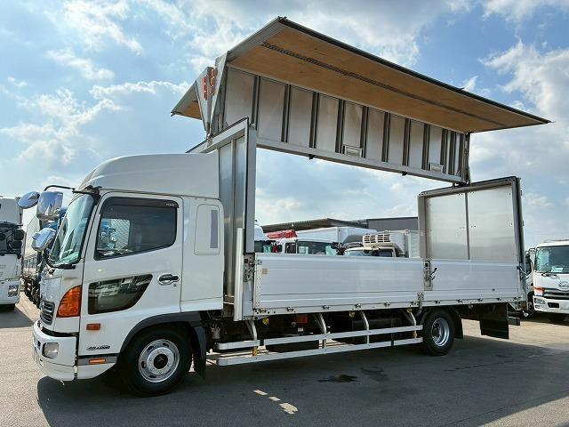 ヒノレンジャー 　Ｈ２５年式　日野　アルミウイング　ハイルーフ　後輪エアサス　フルキャブ　ベッド付き　フルワイド　背高　６３００　トランテックス　２４０馬力　６速　ＭＴ　マニュアル　４ｔ　８ｔ　中型　バン　箱車（25枚目）