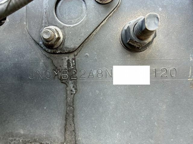 クオン 　Ｒ４年式　ＵＤトラックス　トラクターヘッド　ハイルーフ　後輪エアサス　１１．５トン　１１５００ｋｇ　移動式カプラー　スライドカプラー　ＧＨ１１　４６０馬力　Ｄ尺　Ｅ尺　中間尺　ミドル尺　エスコット（63枚目）