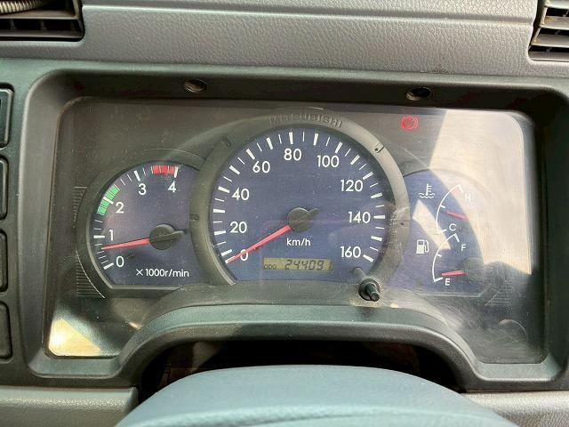 キャンター 　Ｈ１６年式　三菱ふそう　３段クレーン　古河ユニック　ＵＮＩＣ　ラジコン　２．３３ｔ　標準幅　ショート　１０尺ベース　５速　ＭＴ　マニュアル　２ｔ　３ｔ　６ｔ　小型　カーゴクレーン（37枚目）