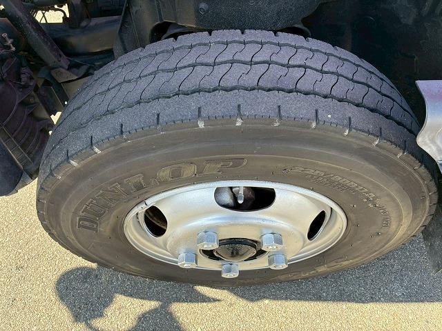 キャンター 　Ｈ１６年式　三菱ふそう　３段クレーン　古河ユニック　ＵＮＩＣ　ラジコン　２．３３ｔ　標準幅　ショート　１０尺ベース　５速　ＭＴ　マニュアル　２ｔ　３ｔ　６ｔ　小型　カーゴクレーン（51枚目）