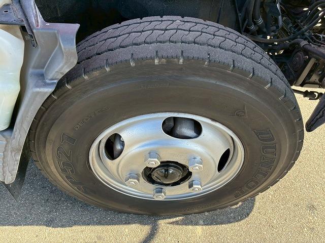 キャンター 　Ｈ１６年式　三菱ふそう　３段クレーン　古河ユニック　ＵＮＩＣ　ラジコン　２．３３ｔ　標準幅　ショート　１０尺ベース　５速　ＭＴ　マニュアル　２ｔ　３ｔ　６ｔ　小型　カーゴクレーン（52枚目）