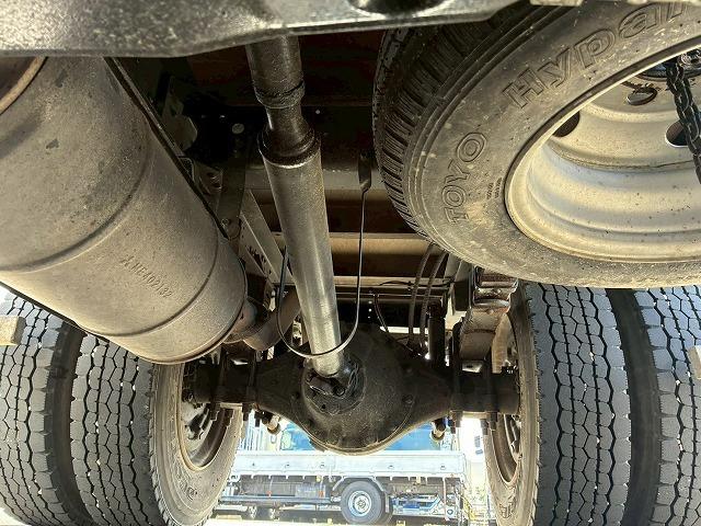 キャンター 　Ｈ１６年式　三菱ふそう　３段クレーン　古河ユニック　ＵＮＩＣ　ラジコン　２．３３ｔ　標準幅　ショート　１０尺ベース　５速　ＭＴ　マニュアル　２ｔ　３ｔ　６ｔ　小型　カーゴクレーン（64枚目）