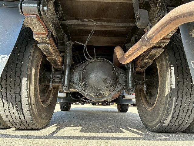 キャンター 　Ｈ１６年式　三菱ふそう　３段クレーン　古河ユニック　ＵＮＩＣ　ラジコン　２．３３ｔ　標準幅　ショート　１０尺ベース　５速　ＭＴ　マニュアル　２ｔ　３ｔ　６ｔ　小型　カーゴクレーン（65枚目）