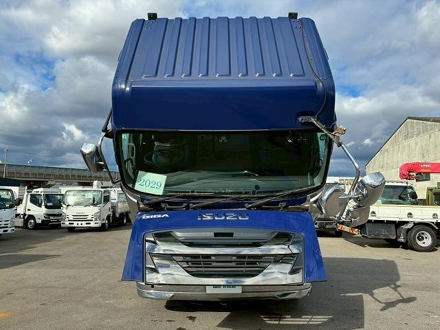 ギガ H29年式 いすゞ トラクターヘッド シングルヘッド ハイルーフ ミドルルーフ 6WG1 460馬力 11.3トン 11300kg 第5輪荷重 後輪エアサス 8×2 Hi/Lo MT マニュアル(13枚目)