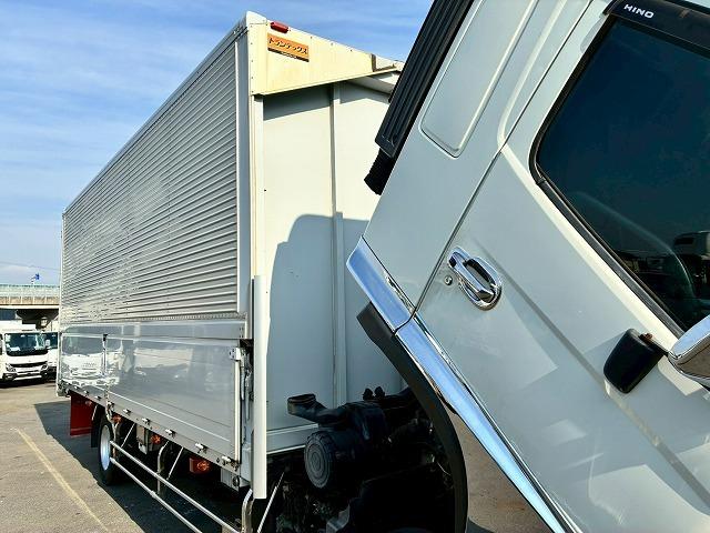 ヒノレンジャー 　車検整備付　令和８年１０月迄　Ｈ２４年式　日野　アルミウイング　ハイルーフ　フルキャブ　ベッド付き　フルワイド　６３００　２４０馬力　６速　ＭＴ　マニュアル　トランテックス　４ｔ　８ｔ　中型　バン（16枚目）