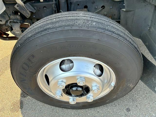 ヒノレンジャー 　車検整備付　令和８年１０月迄　Ｈ２４年式　日野　アルミウイング　ハイルーフ　フルキャブ　ベッド付き　フルワイド　６３００　２４０馬力　６速　ＭＴ　マニュアル　トランテックス　４ｔ　８ｔ　中型　バン（67枚目）