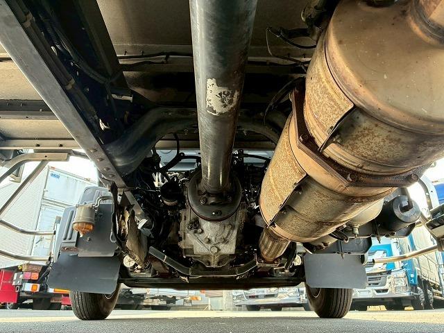 ヒノレンジャー 　車検整備付　令和８年１０月迄　Ｈ２４年式　日野　アルミウイング　ハイルーフ　フルキャブ　ベッド付き　フルワイド　６３００　２４０馬力　６速　ＭＴ　マニュアル　トランテックス　４ｔ　８ｔ　中型　バン（76枚目）