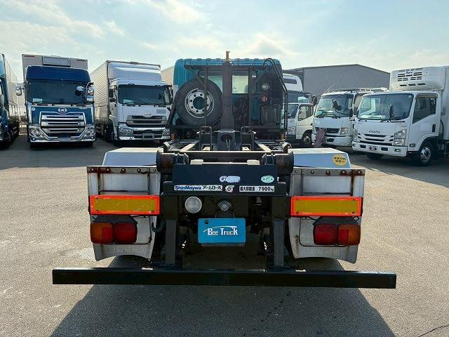 ヒノレンジャー 　Ｈ１８年式　増トン　増々トン　脱着装置付コンテナ専用車　フルキャブ　ベッド付き　新明和工業　アームロール　ツインホイスト　２シリンダー　リアジャッキ　２２５馬力　６速　ＭＴ　マニュアル　８ｔ　１３ｔ（25枚目）