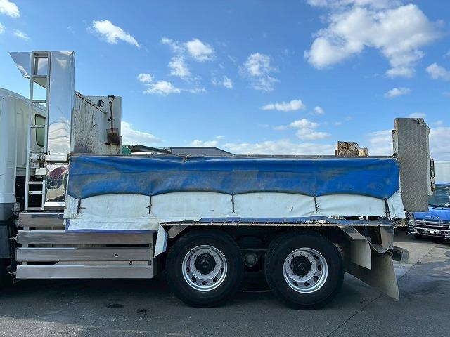 スーパーグレート 　車検整備付　令和８年１２月迄　Ｈ２６年式　ダンプ　６×４　３軸２デフ　リーフサスペンション　ワンオーナー　８．４トン積載　極東開発工業　５１０　２２０　額縁アオリ　３方向　電動コボレーン（13枚目）