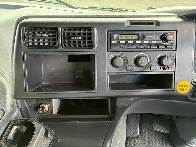 スーパーグレート 　車検整備付　令和８年１２月迄　Ｈ２６年式　ダンプ　６×４　３軸２デフ　リーフサスペンション　ワンオーナー　８．４トン積載　極東開発工業　５１０　２２０　額縁アオリ　３方向　電動コボレーン（33枚目）