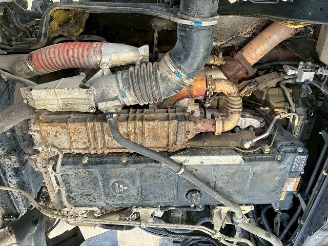 スーパーグレート 　車検整備付　令和８年１２月迄　Ｈ２６年式　ダンプ　６×４　３軸２デフ　リーフサスペンション　ワンオーナー　８．４トン積載　極東開発工業　５１０　２２０　額縁アオリ　３方向　電動コボレーン（54枚目）