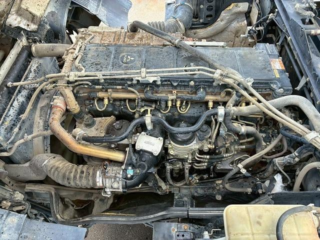 スーパーグレート 　車検整備付　令和８年１２月迄　Ｈ２６年式　ダンプ　６×４　３軸２デフ　リーフサスペンション　ワンオーナー　８．４トン積載　極東開発工業　５１０　２２０　額縁アオリ　３方向　電動コボレーン（57枚目）