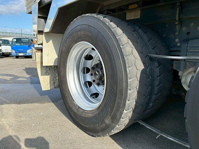 スーパーグレート 　車検整備付　令和８年１２月迄　Ｈ２６年式　ダンプ　６×４　３軸２デフ　リーフサスペンション　ワンオーナー　８．４トン積載　極東開発工業　５１０　２２０　額縁アオリ　３方向　電動コボレーン（66枚目）