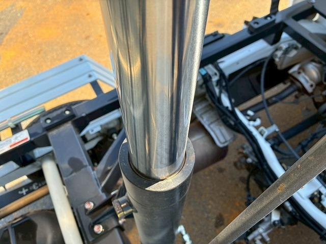 キャリイトラック 車検整備付 令和9年9月迄 保証対象車両 R4年式 スズキ SUZUKI 頑丈ダンプ パートタイム 四輪駆動 4WD ルームミラーモニター 新明和工業 電動油圧式ダンプ マレル式 5速 MT 軽トラ(22枚目)