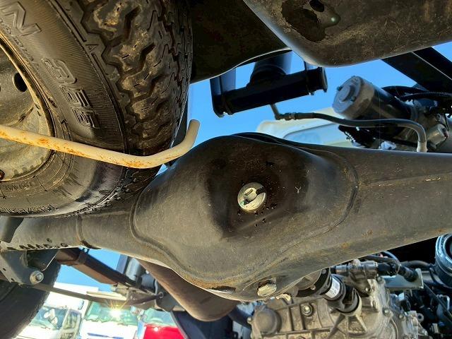 キャリイトラック 車検整備付 令和9年9月迄 保証対象車両 R4年式 スズキ SUZUKI 頑丈ダンプ パートタイム 四輪駆動 4WD ルームミラーモニター 新明和工業 電動油圧式ダンプ マレル式 5速 MT 軽トラ(56枚目)