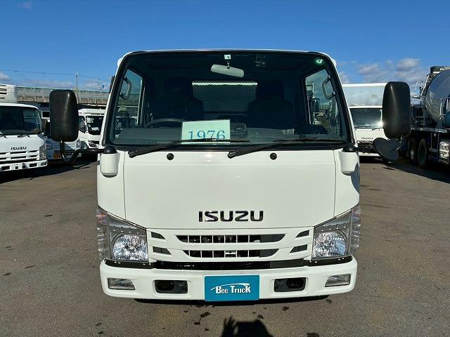 エルフトラック 　保証対象車両　予備検査付　Ｒ２年式　土砂禁ダンプ　４ナンバー　３トン積載　新明和工業　強化ダンプ　リア観音扉　バッカン新規架装　全塗装済み　６速　ＭＴ　マニュアル　３ｔ　６ｔ　小型　深ダンプ（13枚目）