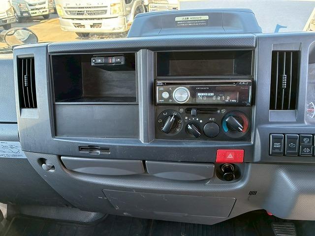 エルフトラック 　保証対象車両　予備検査付　Ｒ２年式　土砂禁ダンプ　４ナンバー　３トン積載　新明和工業　強化ダンプ　リア観音扉　バッカン新規架装　全塗装済み　６速　ＭＴ　マニュアル　３ｔ　６ｔ　小型　深ダンプ（42枚目）