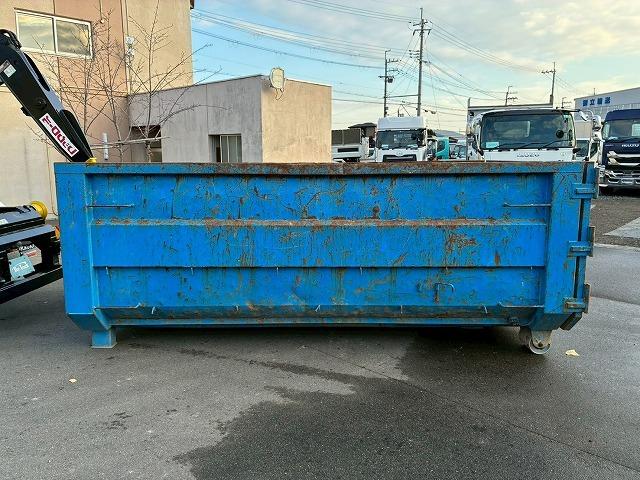 フォワード 　Ｈ２７年式　いすゞ　脱着装置付コンテナ専用車　ショートキャブ　ベッドレス　極東開発工業　フックロール　ツインホイスト　２シリンダー　Ｗホイスト　コンテナ付き　リアジャッキ　２１０馬力　６速　ＭＴ（36枚目）