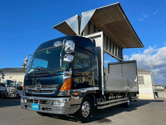 ヒノレンジャー 　Ｈ２４年式　日野　　アルミウイング　ハイルーフ　６３００　フルワイド　フルキャブ　ベッド付き　トランテックス　２６０馬力　６速　ＭＴ　マニュアル　４ｔ　８ｔ　中型　バン　箱車（3枚目）