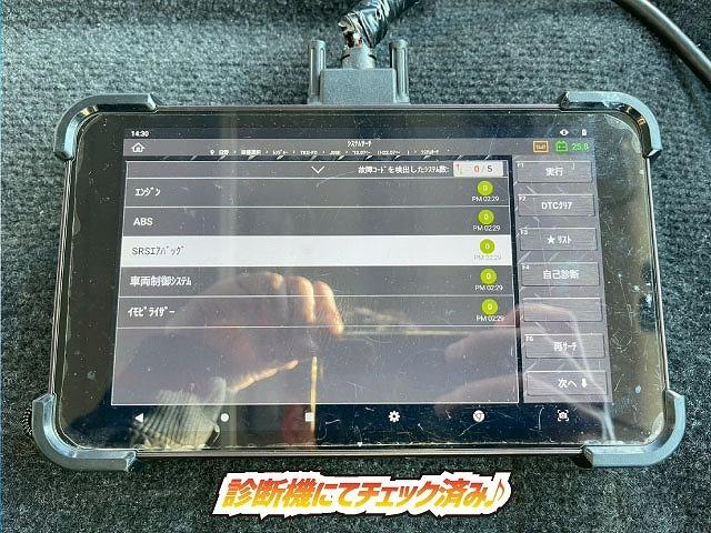 ヒノレンジャー 　Ｈ２４年式　日野　　アルミウイング　ハイルーフ　６３００　フルワイド　フルキャブ　ベッド付き　トランテックス　２６０馬力　６速　ＭＴ　マニュアル　４ｔ　８ｔ　中型　バン　箱車（6枚目）