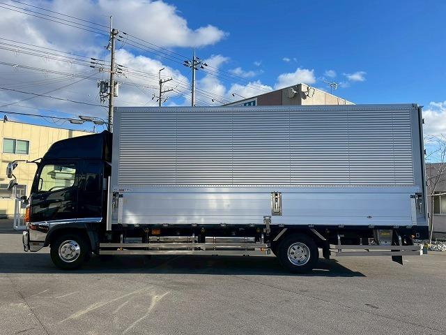 ヒノレンジャー 　Ｈ２４年式　日野　　アルミウイング　ハイルーフ　６３００　フルワイド　フルキャブ　ベッド付き　トランテックス　２６０馬力　６速　ＭＴ　マニュアル　４ｔ　８ｔ　中型　バン　箱車（13枚目）