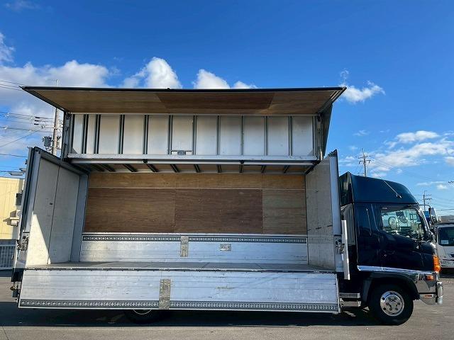 ヒノレンジャー 　Ｈ２４年式　日野　　アルミウイング　ハイルーフ　６３００　フルワイド　フルキャブ　ベッド付き　トランテックス　２６０馬力　６速　ＭＴ　マニュアル　４ｔ　８ｔ　中型　バン　箱車（16枚目）