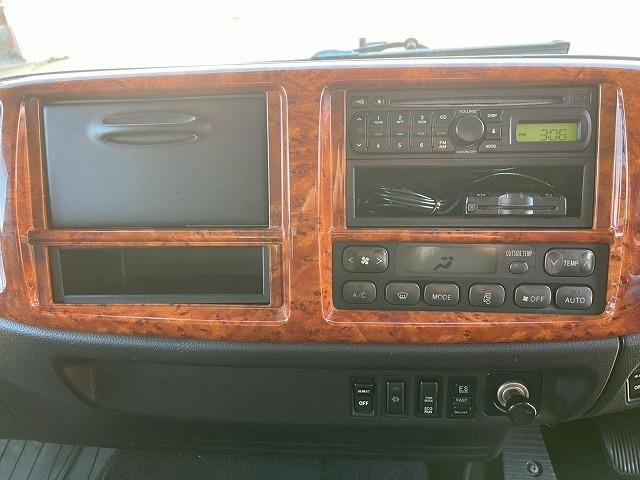 ヒノレンジャー 　Ｈ２４年式　日野　　アルミウイング　ハイルーフ　６３００　フルワイド　フルキャブ　ベッド付き　トランテックス　２６０馬力　６速　ＭＴ　マニュアル　４ｔ　８ｔ　中型　バン　箱車（35枚目）