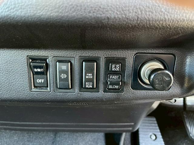 ヒノレンジャー 　Ｈ２４年式　日野　　アルミウイング　ハイルーフ　６３００　フルワイド　フルキャブ　ベッド付き　トランテックス　２６０馬力　６速　ＭＴ　マニュアル　４ｔ　８ｔ　中型　バン　箱車（37枚目）