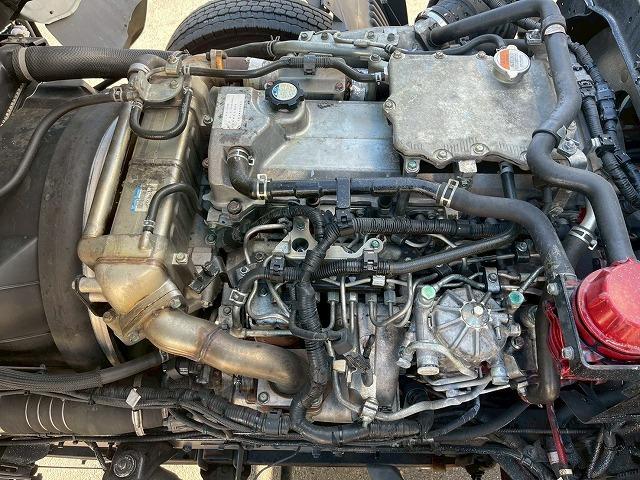 ヒノレンジャー 　Ｈ２４年式　日野　　アルミウイング　ハイルーフ　６３００　フルワイド　フルキャブ　ベッド付き　トランテックス　２６０馬力　６速　ＭＴ　マニュアル　４ｔ　８ｔ　中型　バン　箱車（49枚目）