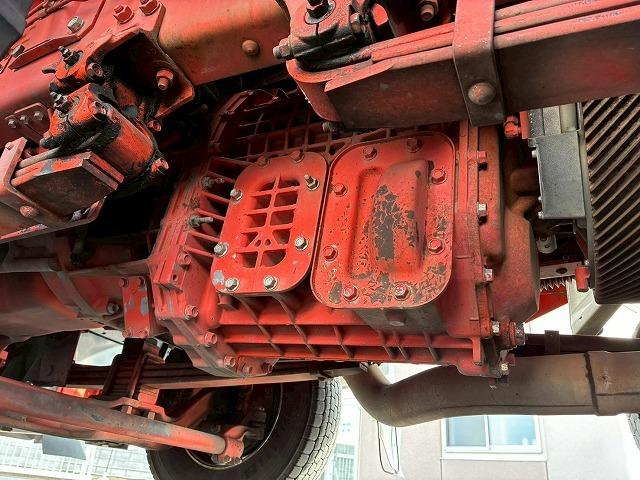 ギガ 車検整備付 令和8年9月迄 H24 いすゞ アルミブロック 8×4 4軸低床2デフ リーフサスペンション 板バネ 5方開アオリ 380馬力 7速 MT マニュアル 10t 25t 大型 平ボディ(64枚目)