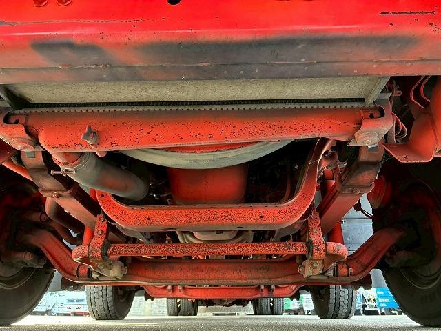 ギガ 車検整備付 令和8年9月迄 H24 いすゞ アルミブロック 8×4 4軸低床2デフ リーフサスペンション 板バネ 5方開アオリ 380馬力 7速 MT マニュアル 10t 25t 大型 平ボディ(69枚目)