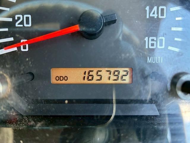 フォワード 　車検整備付　令和８年３月迄　Ｈ２２年式　いすゞ　アルミウイング　ワンオーナー　フルキャブ　ベッド付き　後輪エアサス　日本フルハーフ　６２００　標準幅　６速　ＭＴ　マニュアル　４ｔ　８ｔ　中型（34枚目）