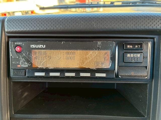 フォワード 　車検整備付　令和８年３月迄　Ｈ２２年式　いすゞ　アルミウイング　ワンオーナー　フルキャブ　ベッド付き　後輪エアサス　日本フルハーフ　６２００　標準幅　６速　ＭＴ　マニュアル　４ｔ　８ｔ　中型（46枚目）
