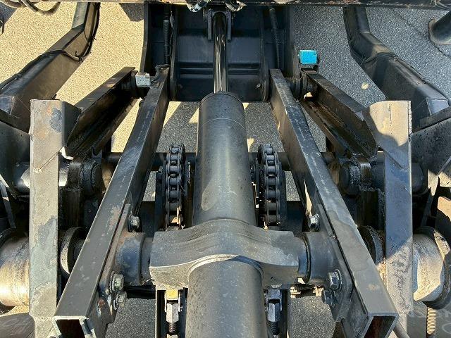 トヨエース 　車検整備付　令和８年９月迄　Ｈ１７年式　トヨタ　ＴＯＹＯＴＡ　セーフティローダー　ワイド　超超ロング　極東開発工業　フラトップ　ラジコン　ウインチ　６速　ＭＴ　マニュアル　３ｔ　７．５ｔ　小型（35枚目）