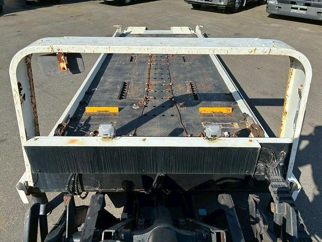 トヨエース 　車検整備付　令和８年９月迄　Ｈ１７年式　トヨタ　ＴＯＹＯＴＡ　セーフティローダー　ワイド　超超ロング　極東開発工業　フラトップ　ラジコン　ウインチ　６速　ＭＴ　マニュアル　３ｔ　７．５ｔ　小型（36枚目）