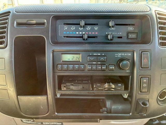 トヨエース 　車検整備付　令和８年９月迄　Ｈ１７年式　トヨタ　ＴＯＹＯＴＡ　セーフティローダー　ワイド　超超ロング　極東開発工業　フラトップ　ラジコン　ウインチ　６速　ＭＴ　マニュアル　３ｔ　７．５ｔ　小型（51枚目）