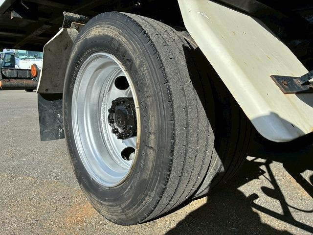 トヨエース 　車検整備付　令和８年９月迄　Ｈ１７年式　トヨタ　ＴＯＹＯＴＡ　セーフティローダー　ワイド　超超ロング　極東開発工業　フラトップ　ラジコン　ウインチ　６速　ＭＴ　マニュアル　３ｔ　７．５ｔ　小型（63枚目）