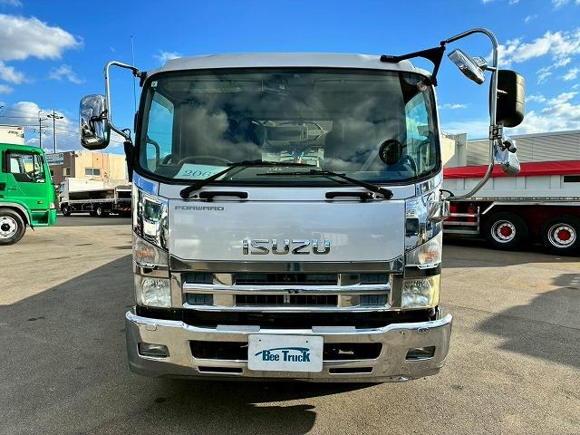 フォワード 　車検整備付　令和８年９月迄　Ｈ２２　いすゞ　増トン　４段セルフクレーン　フルキャブ　ベッド付き　タダノ　ＴＡＤＡＮＯ　ロングジャッキ　ハイジャッキ　ウインチ　ラジコン　フックイン　２６０馬力（10枚目）