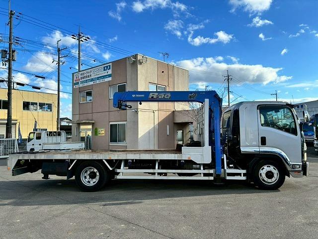 フォワード 　車検整備付　令和８年９月迄　Ｈ２２　いすゞ　増トン　４段セルフクレーン　フルキャブ　ベッド付き　タダノ　ＴＡＤＡＮＯ　ロングジャッキ　ハイジャッキ　ウインチ　ラジコン　フックイン　２６０馬力（14枚目）