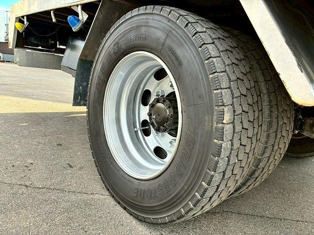 フォワード 　車検整備付　令和８年９月迄　Ｈ２２　いすゞ　増トン　４段セルフクレーン　フルキャブ　ベッド付き　タダノ　ＴＡＤＡＮＯ　ロングジャッキ　ハイジャッキ　ウインチ　ラジコン　フックイン　２６０馬力（68枚目）