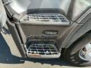 良質な車両を格安にてご提供!BeeTrcukは、自社で直接買取らせていただいた車両を中間業者を通す事なく直接販売する事が出来る為、良質なトラック、重機を可能な限りお安く販売させていただいております。