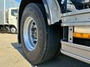 良質な車両を格安にてご提供!BeeTrcukは、自社で直接買取らせていただいた車両を中間業者を通す事なく直接販売する事が出来る為、良質なトラック、重機を可能な限りお安く販売させていただいております。