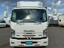 　保証対象車　Ｈ３０年式　いすゞ　アルミウイング　フルキャブ　ベッド付き　後輪エアサス　６２００　標準幅　日本フルハーフ　ラッシング　２１０馬力　６速　ＭＴ　マニュアル　４ｔ　８ｔ　中型　バン　箱車（14枚目）
