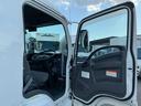 　保証対象車　Ｈ３０年式　いすゞ　アルミウイング　フルキャブ　ベッド付き　後輪エアサス　６２００　標準幅　日本フルハーフ　ラッシング　２１０馬力　６速　ＭＴ　マニュアル　４ｔ　８ｔ　中型　バン　箱車（55枚目）