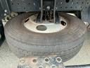 良質な車両を格安にてご提供!BeeTrcukは、自社で直接買取らせていただいた車両を中間業者を通す事なく直接販売する事が出来る為、良質なトラック、重機を可能な限りお安く販売させていただいております。
