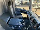 良質な車両を格安にてご提供!BeeTrcukは、自社で直接買取らせていただいた車両を中間業者を通す事なく直接販売する事が出来る為、良質なトラック、重機を可能な限りお安く販売させていただいております。